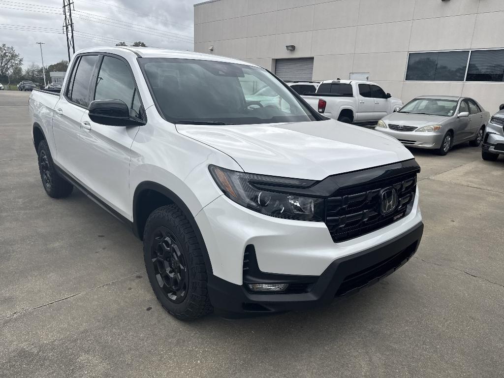 new 2025 Honda Ridgeline car, priced at $41,603