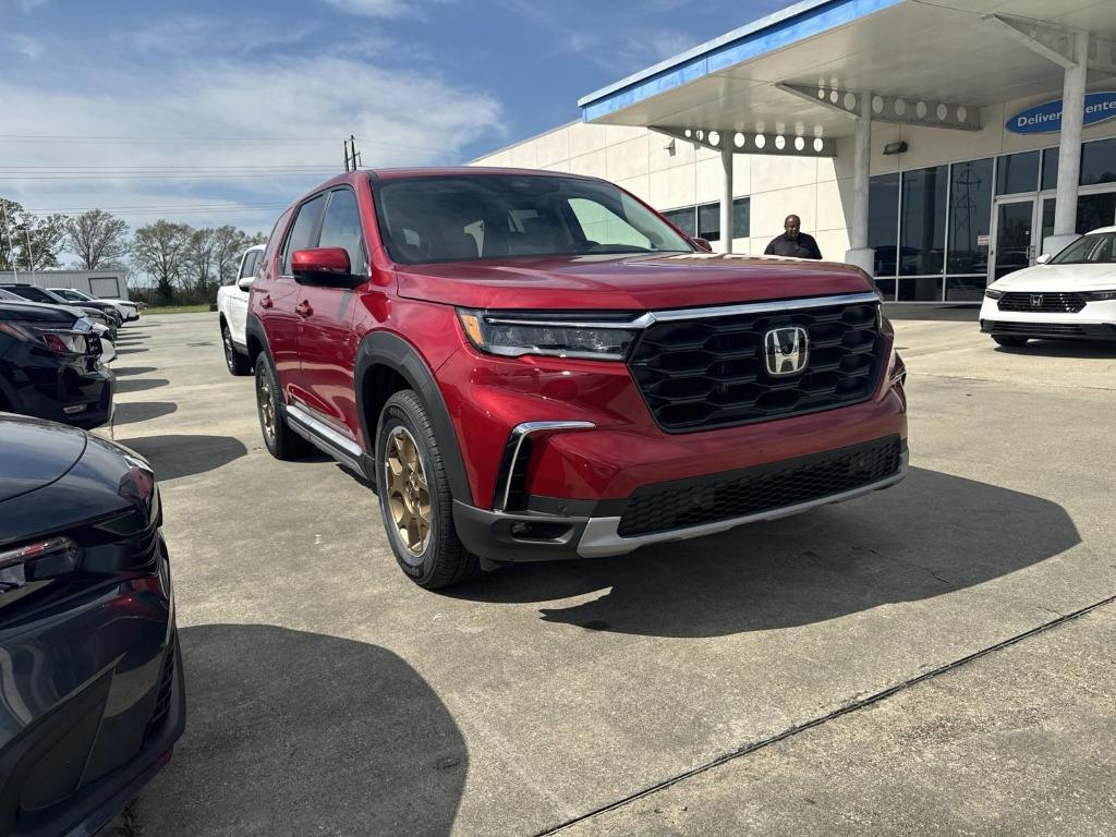 new 2024 Honda Pilot car, priced at $44,061