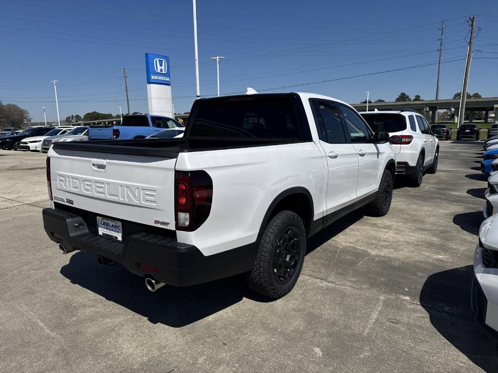 new 2025 Honda Ridgeline car, priced at $41,603