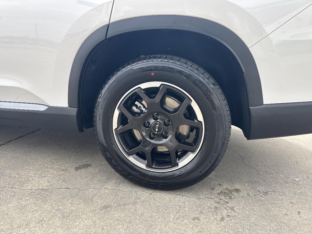 new 2025 Honda Pilot car, priced at $46,113