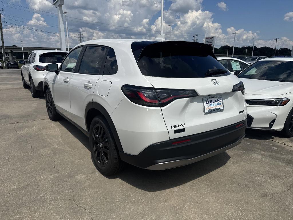 new 2026 Honda HR-V car, priced at $29,405