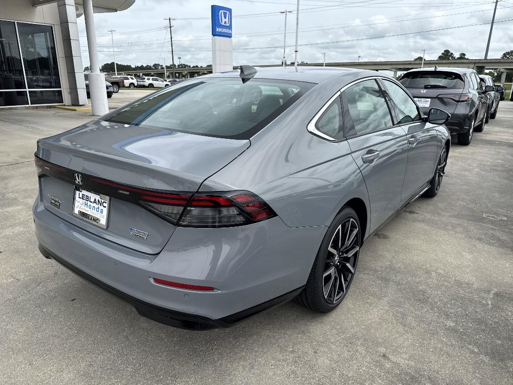 new 2025 Honda Accord Hybrid car, priced at $38,052