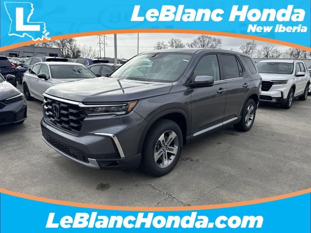 new 2025 Honda Pilot car, priced at $42,925