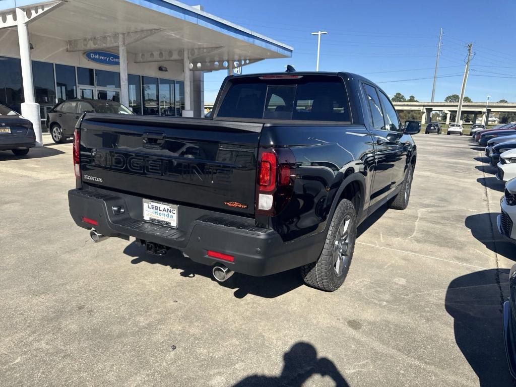 new 2025 Honda Ridgeline car, priced at $43,961