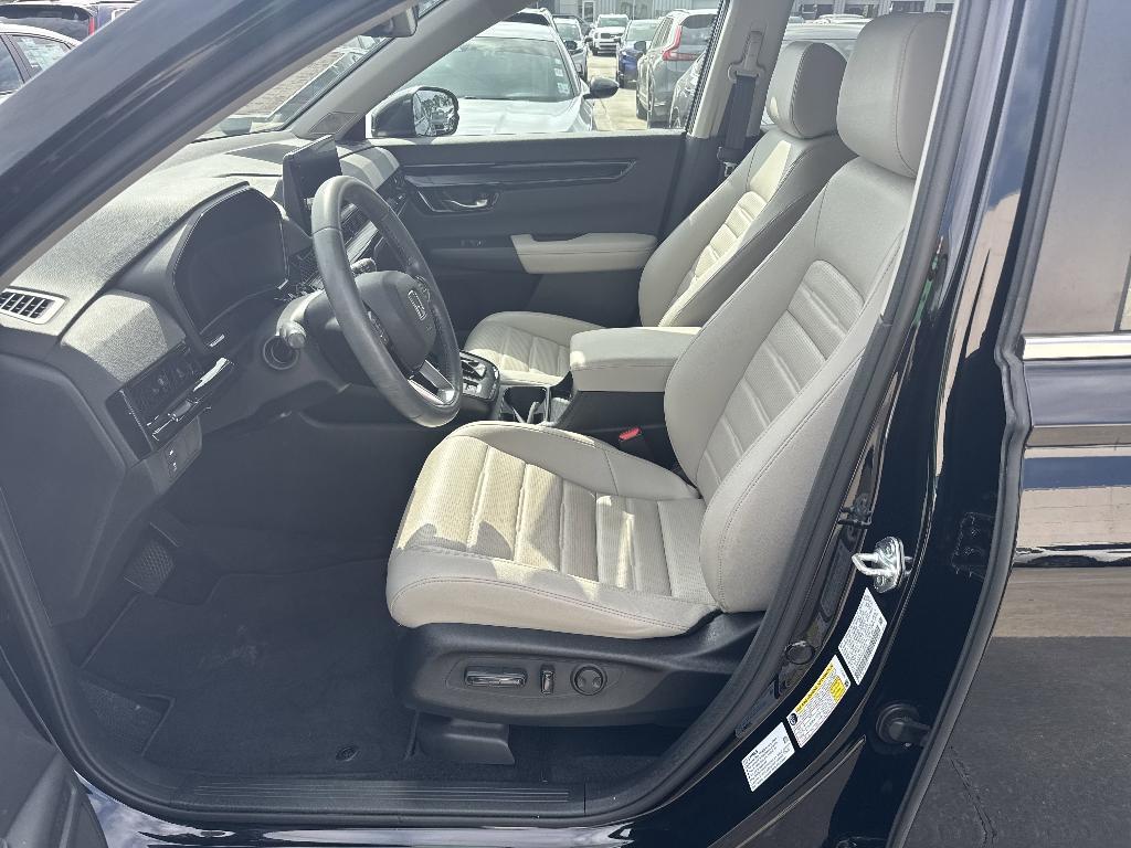 used 2024 Honda CR-V car, priced at $35,232