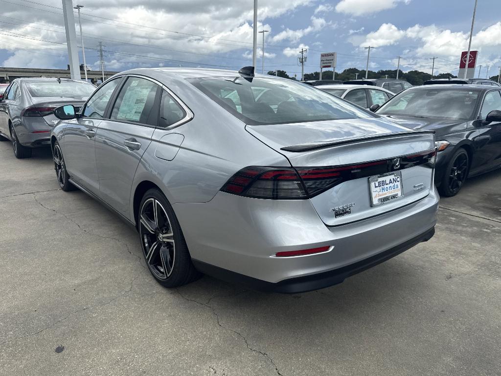 new 2025 Honda Accord Hybrid car, priced at $33,268