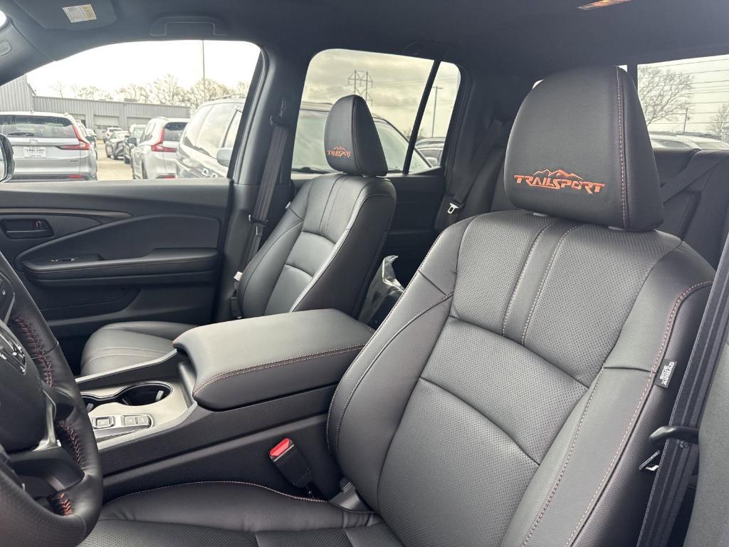 new 2025 Honda Ridgeline car, priced at $44,016