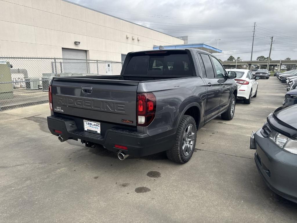 new 2025 Honda Ridgeline car, priced at $44,016