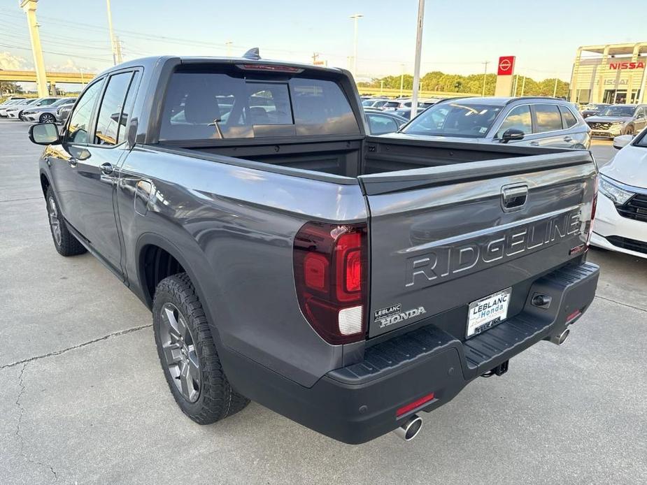 new 2024 Honda Ridgeline car, priced at $43,325