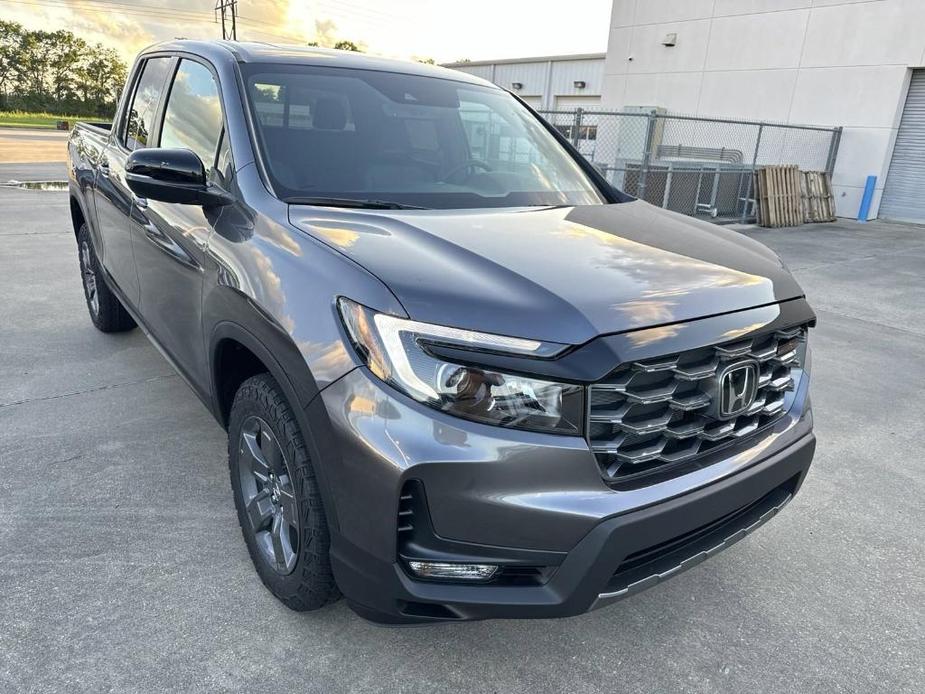 new 2024 Honda Ridgeline car, priced at $43,325