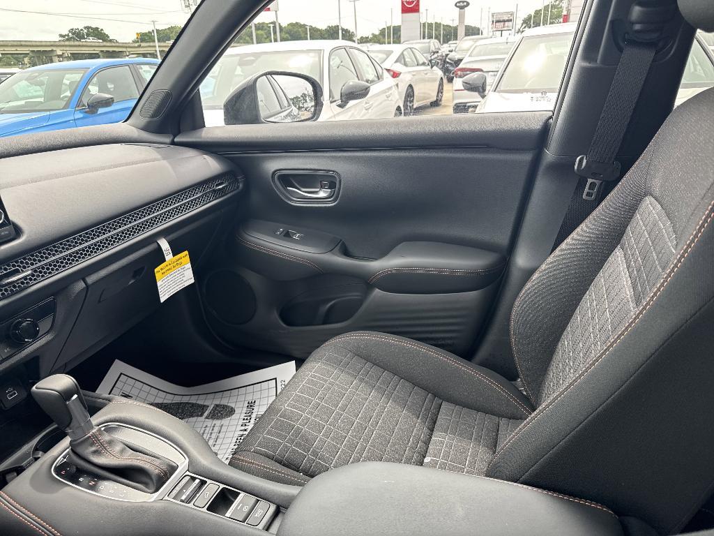 new 2025 Honda HR-V car, priced at $28,350