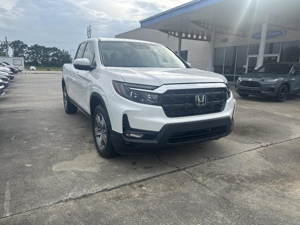 new 2025 Honda Ridgeline car, priced at $42,192