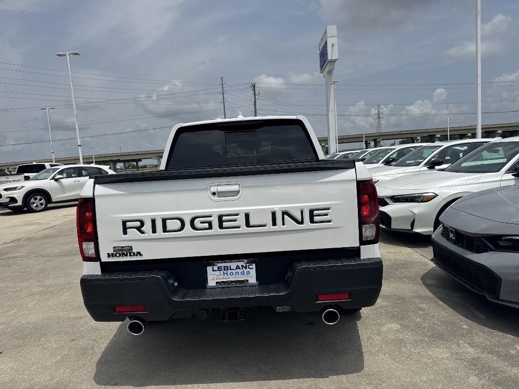 new 2025 Honda Ridgeline car, priced at $42,422