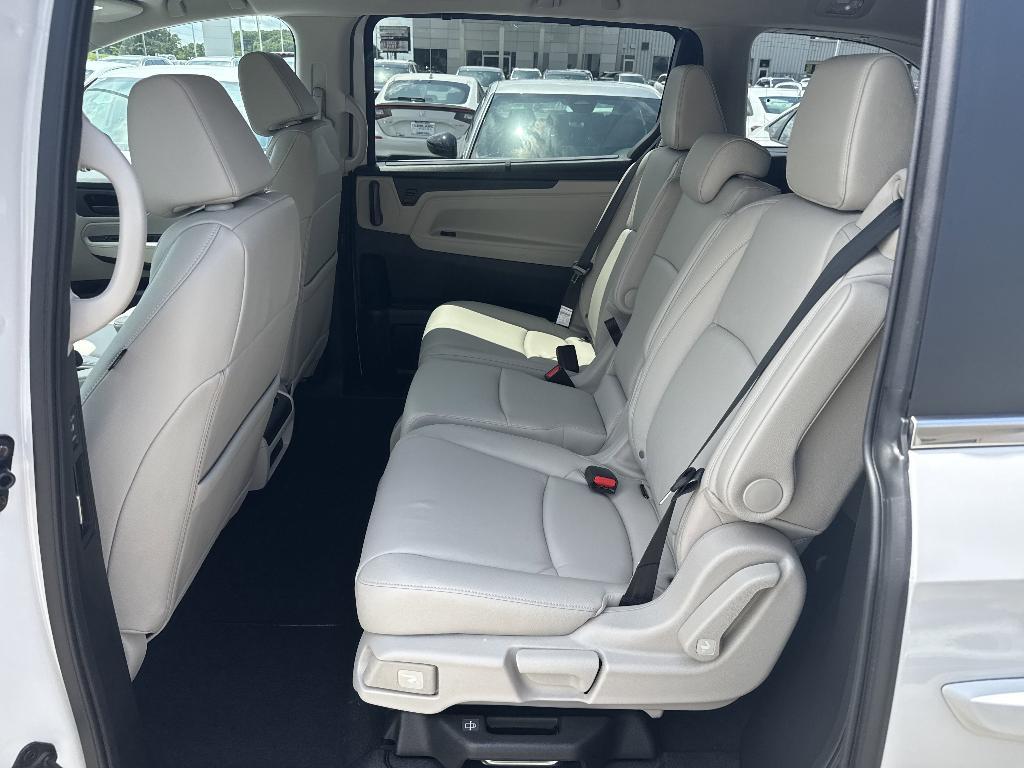 new 2025 Honda Odyssey car, priced at $41,479