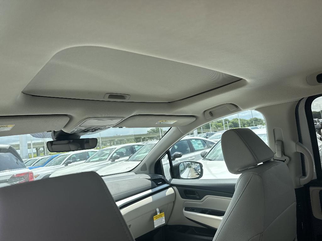 new 2025 Honda Odyssey car, priced at $41,479
