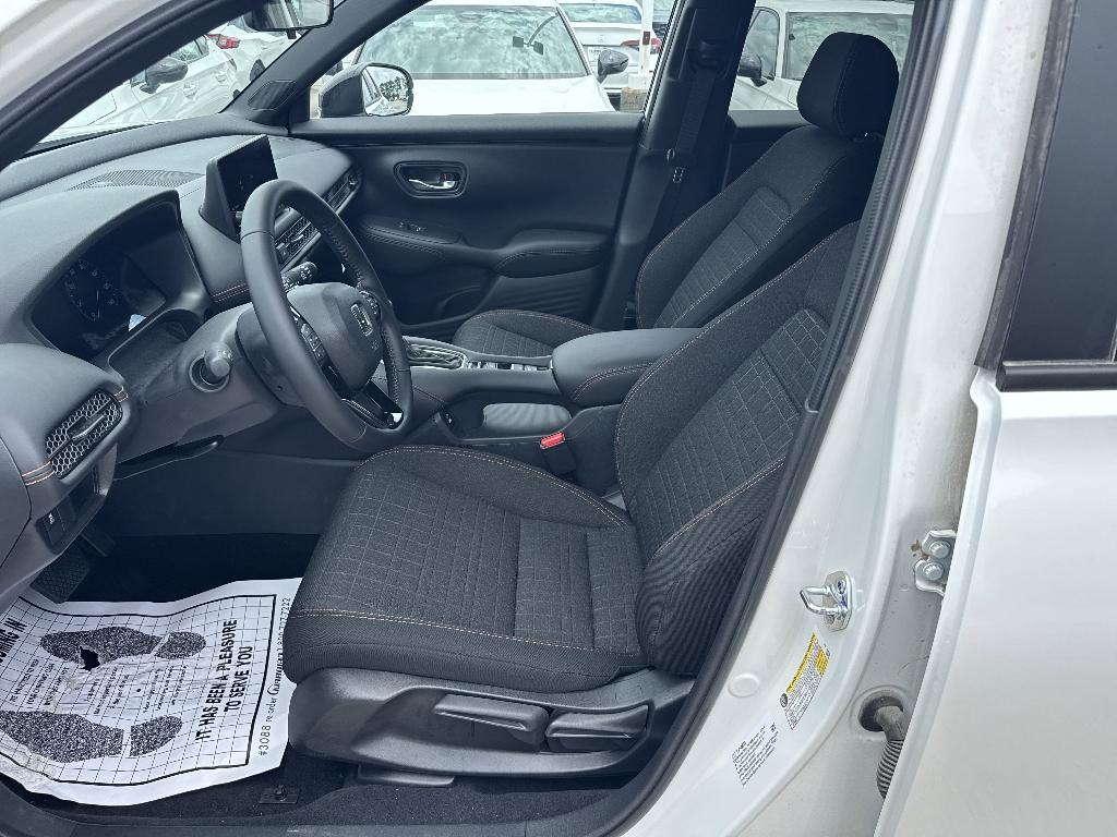 new 2025 Honda HR-V car, priced at $28,350