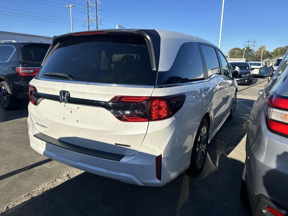 new 2025 Honda Odyssey car, priced at $44,843