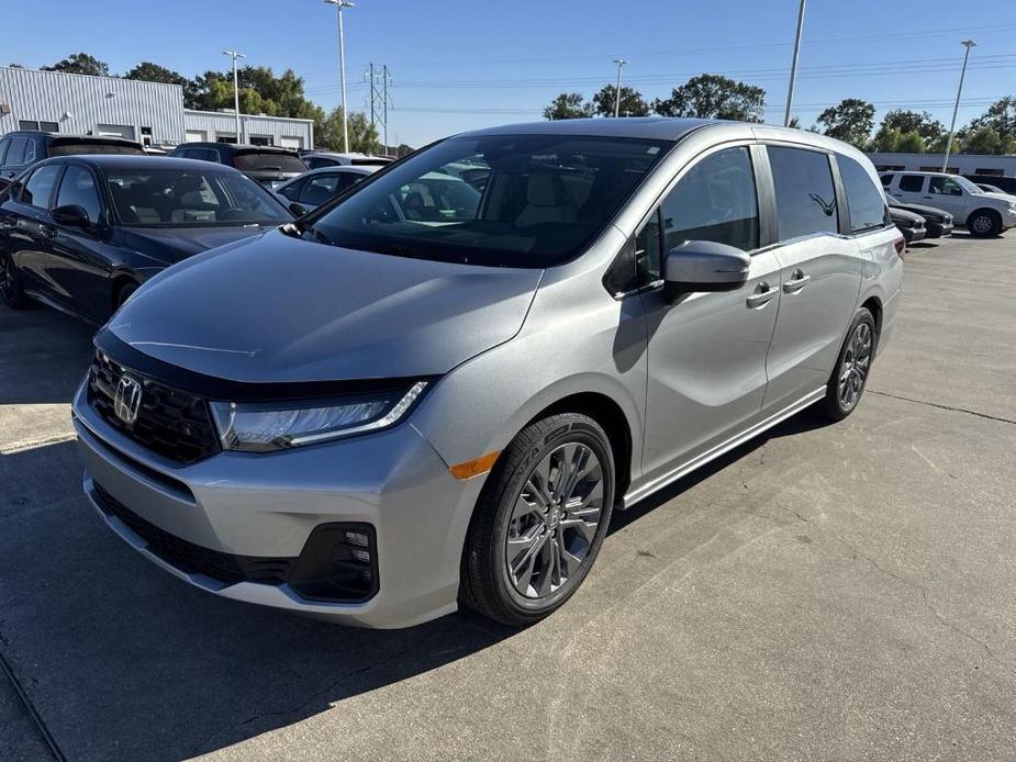 new 2025 Honda Odyssey car, priced at $44,416