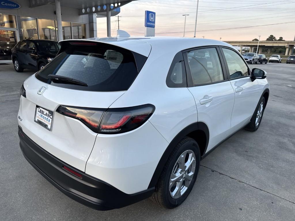 new 2025 Honda HR-V car, priced at $26,205