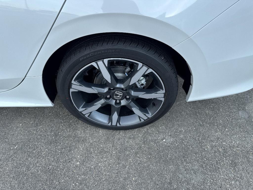 new 2026 Honda Civic Hybrid car, priced at $31,921