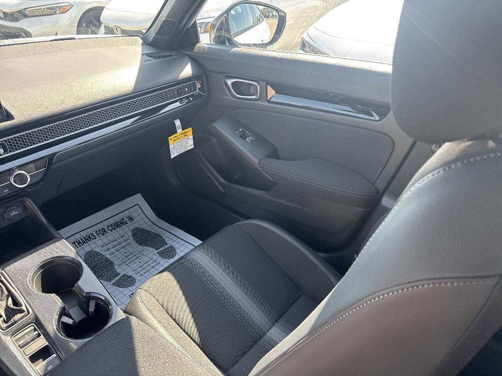 new 2025 Honda Civic Hybrid car, priced at $29,173
