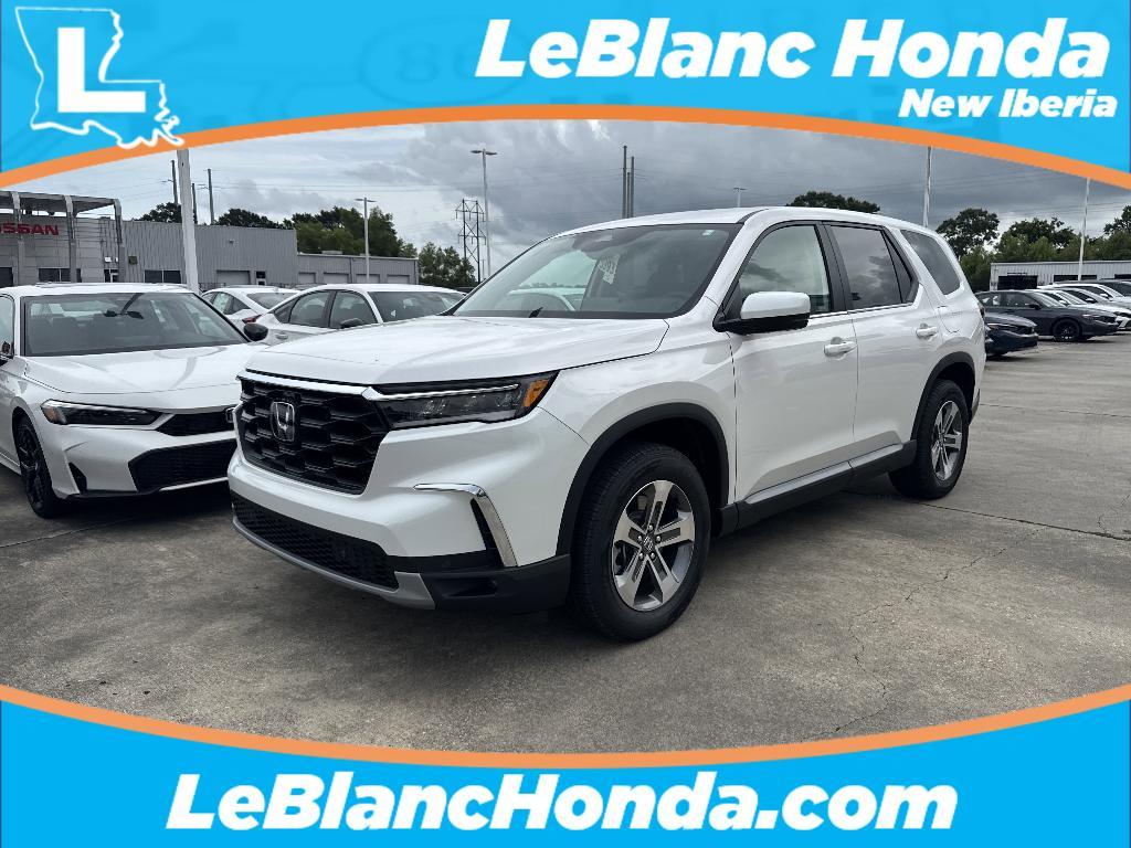 new 2025 Honda Pilot car, priced at $45,405