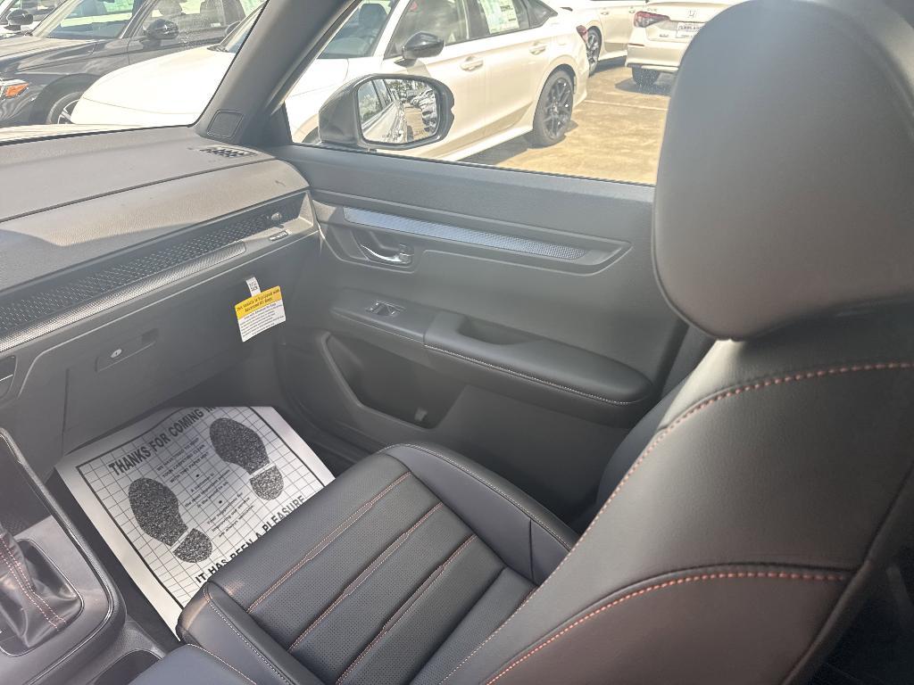new 2025 Honda CR-V Hybrid car, priced at $37,519