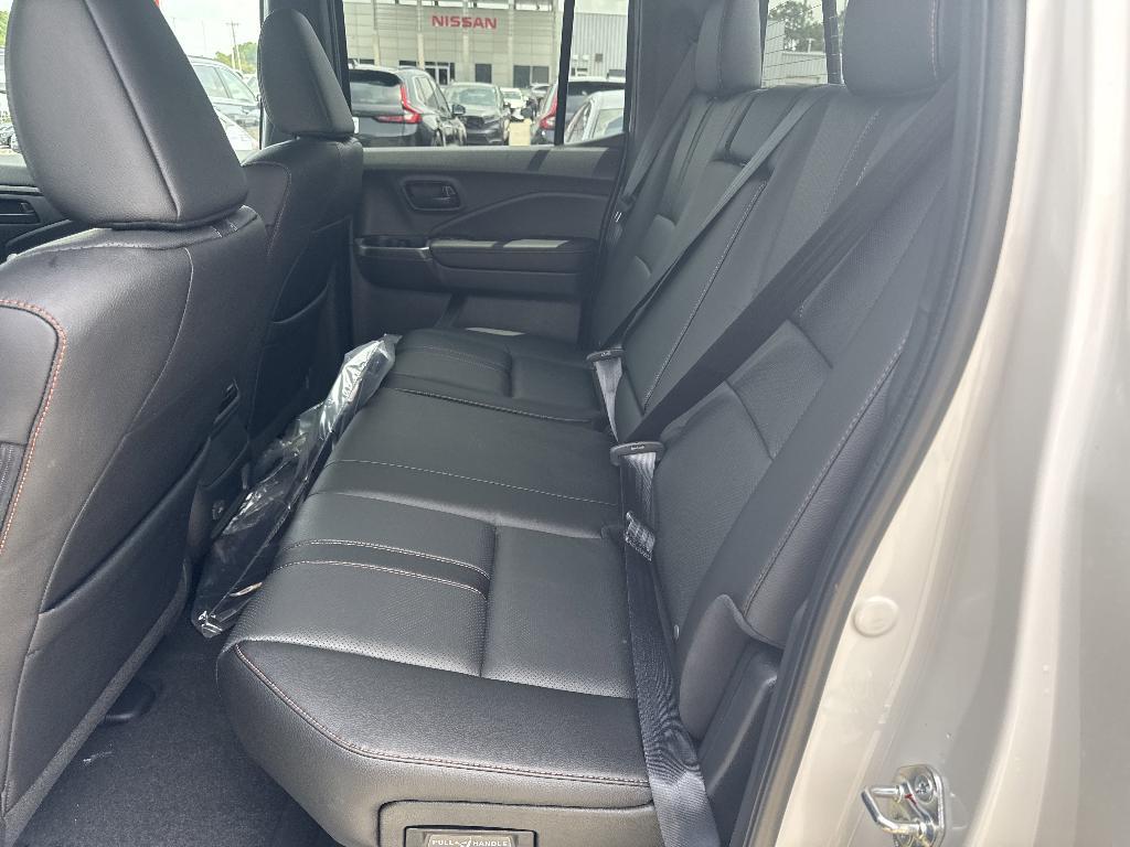 new 2025 Honda Ridgeline car, priced at $44,443