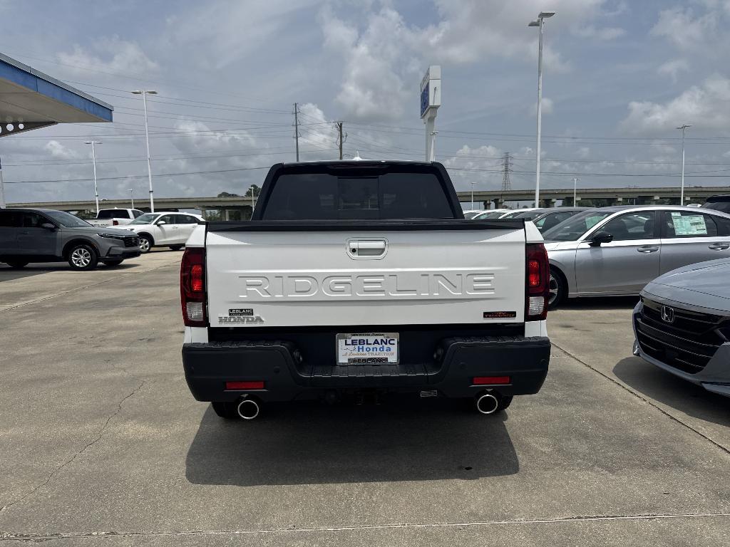 new 2025 Honda Ridgeline car, priced at $44,443