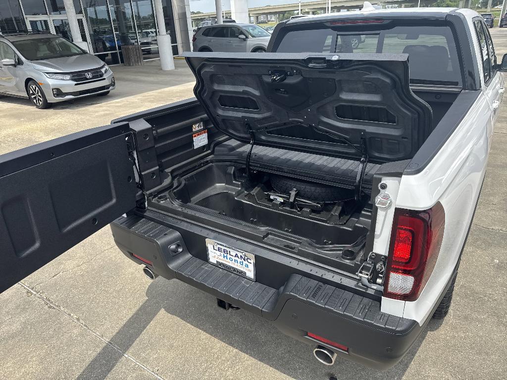 new 2025 Honda Ridgeline car, priced at $44,443