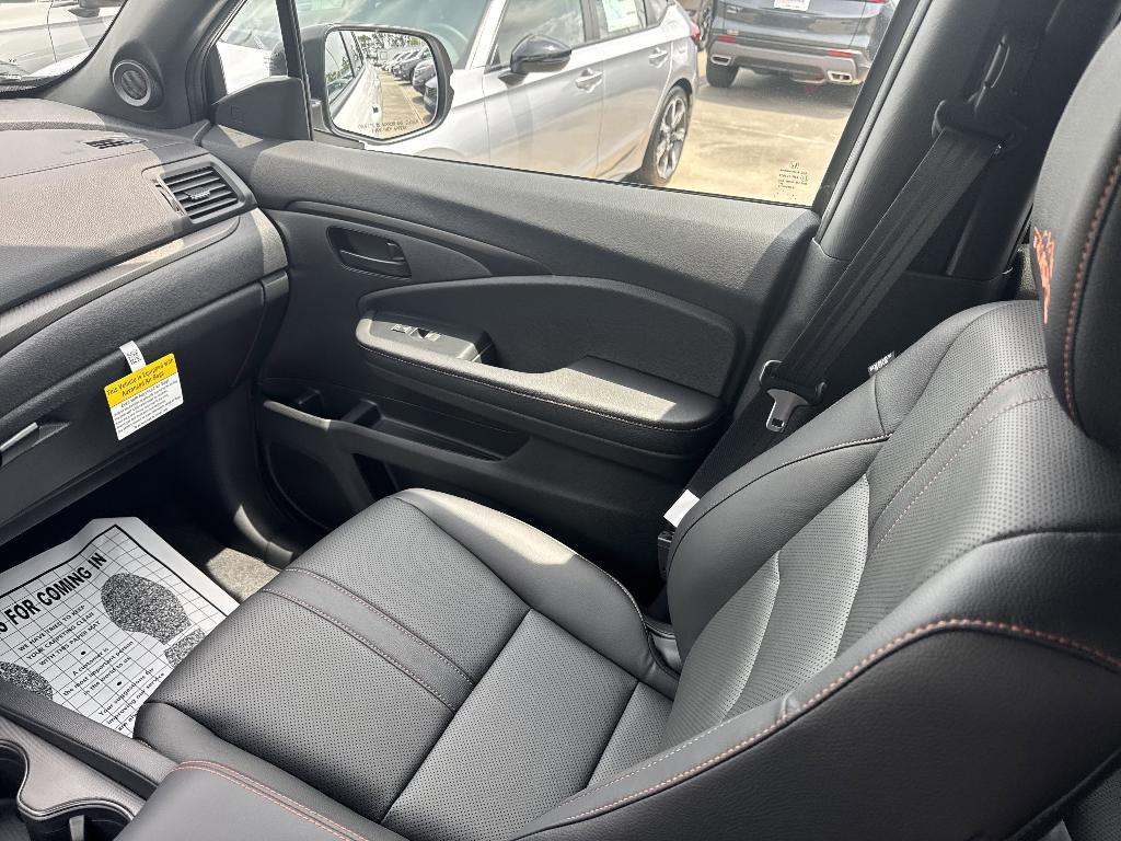 new 2025 Honda Ridgeline car, priced at $44,443