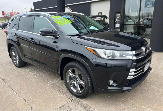 used 2017 Toyota Highlander car, priced at $25,895