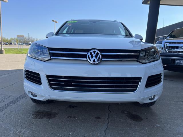 used 2012 Volkswagen Touareg car, priced at $14,995