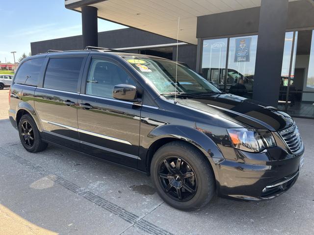 used 2014 Chrysler Town & Country car, priced at $9,995