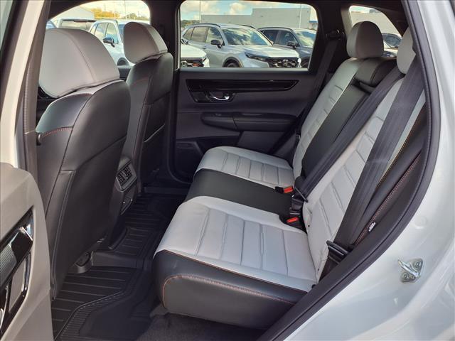 new 2026 Honda CR-V Hybrid car, priced at $43,655