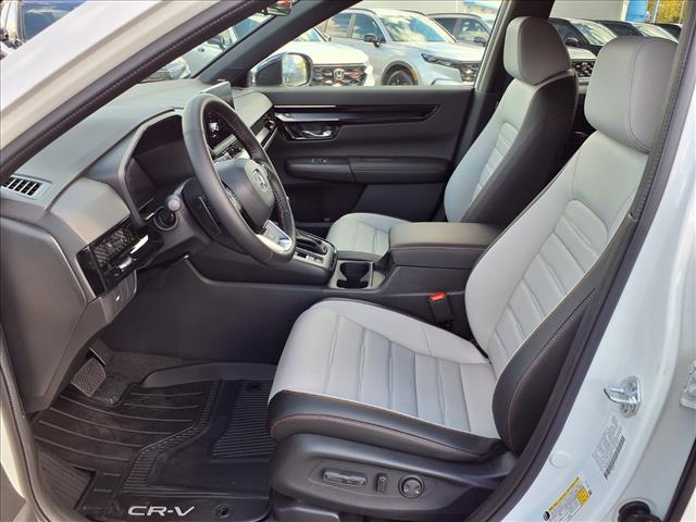 new 2026 Honda CR-V Hybrid car, priced at $43,655