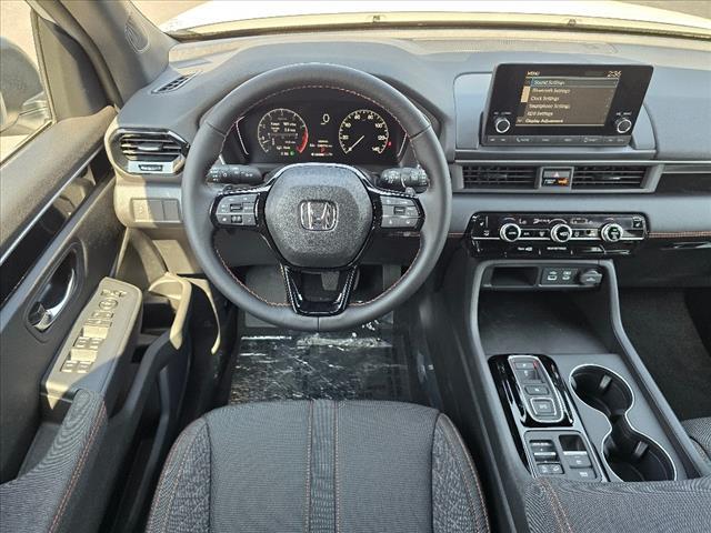 new 2025 Honda Pilot car, priced at $42,980
