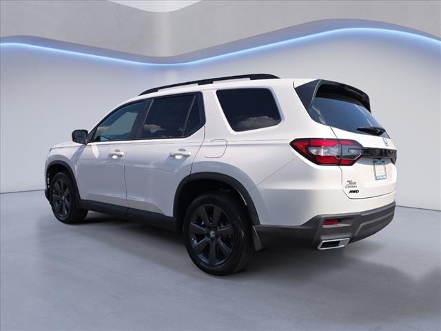 new 2025 Honda Pilot car, priced at $42,980