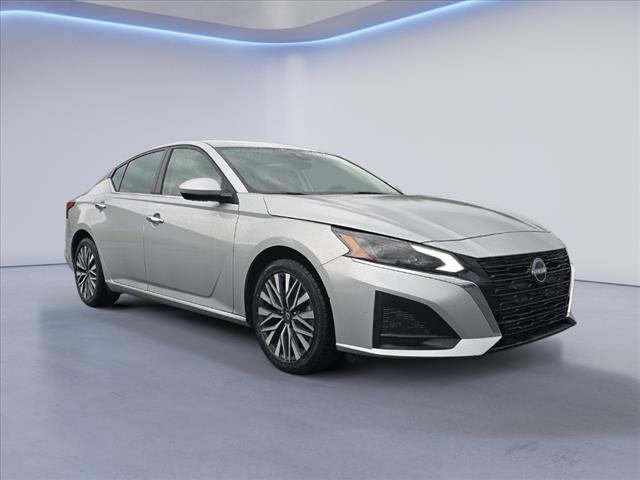 used 2023 Nissan Altima car, priced at $21,482