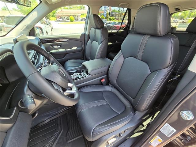 new 2025 Honda Pilot car, priced at $46,780