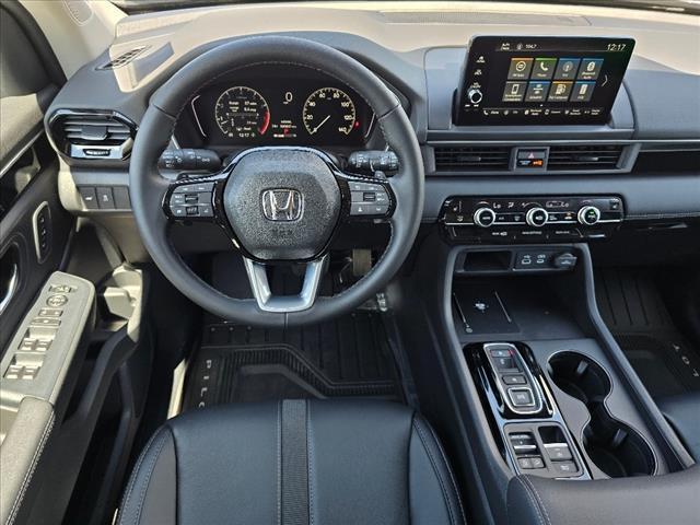 new 2025 Honda Pilot car, priced at $46,780