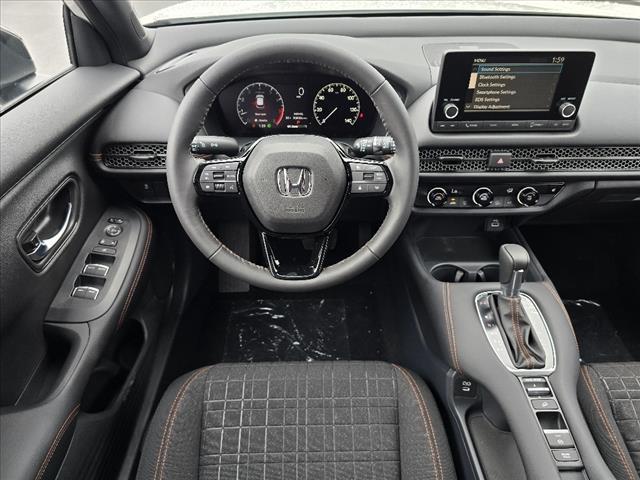 new 2025 Honda HR-V car