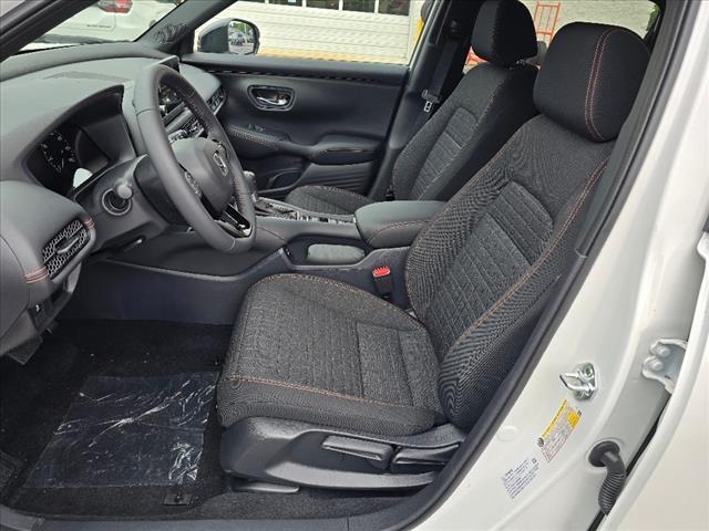 new 2025 Honda HR-V car