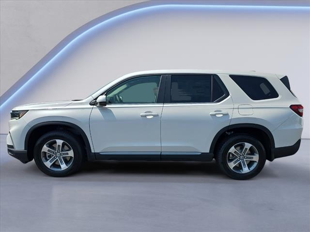 new 2025 Honda Pilot car, priced at $45,405