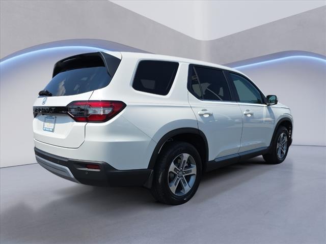 new 2025 Honda Pilot car
