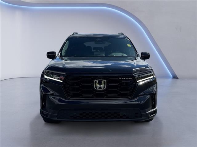 used 2025 Honda Pilot car, priced at $51,990