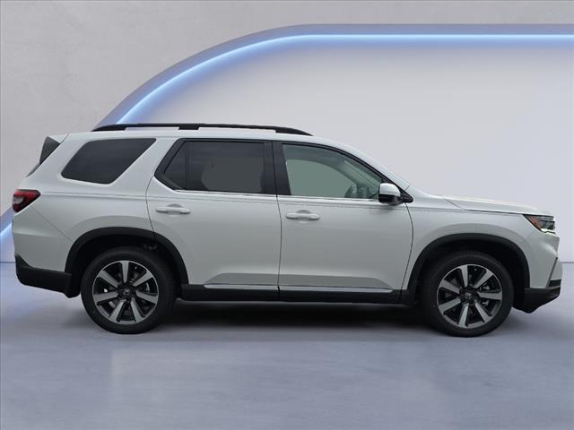 new 2025 Honda Pilot car, priced at $51,450