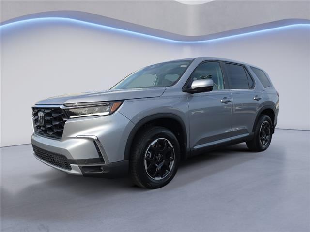 new 2025 Honda Pilot car, priced at $46,795