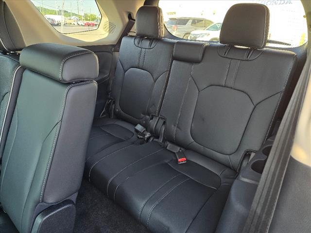 new 2025 Honda Pilot car, priced at $54,985