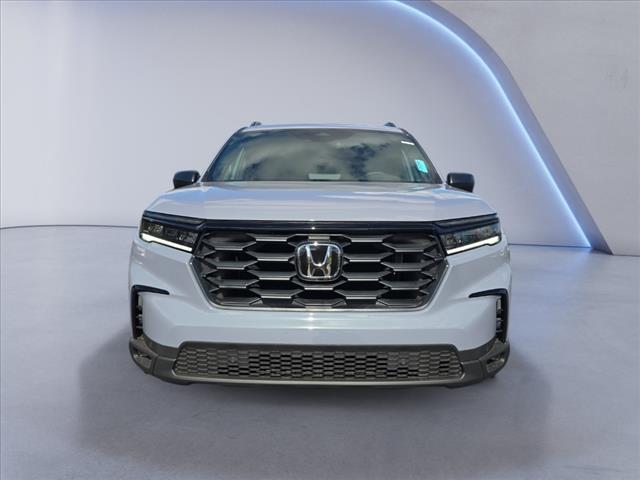 new 2025 Honda Pilot car, priced at $41,851